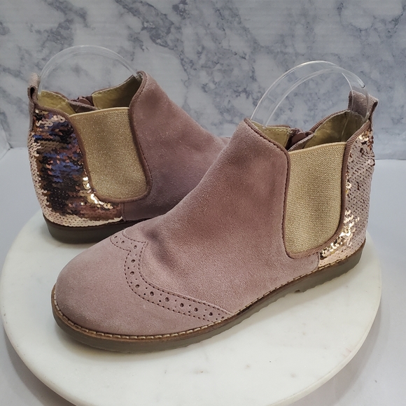 Boden Other - Boden Chelsea Boots Size 35 US 3 Dusty Mauve Oxford Toe Sequins Side Zip